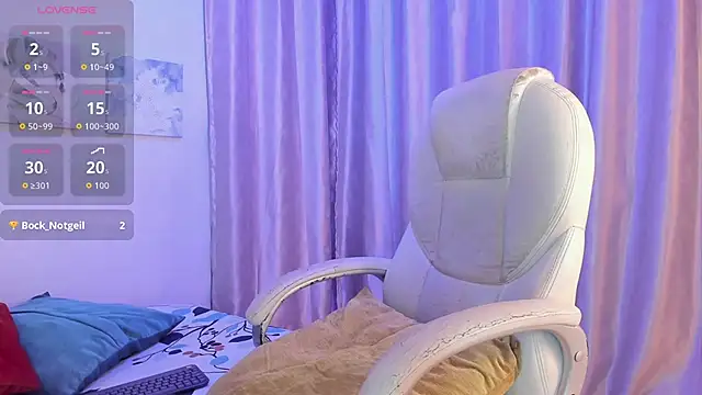 Demian Hush online show from March 20, 3:43 am