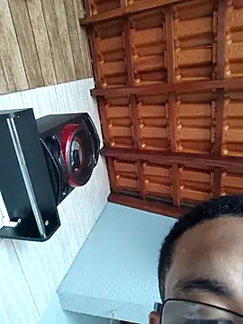 MOREN044 online show from March 17, 3:47 pm