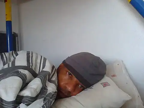 lavelle26 online show from April 3, 7:05 am