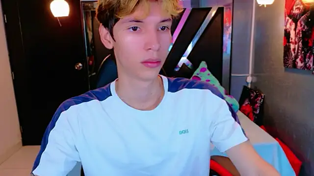 Liam Green1 online show from February 21, 12:17 pm