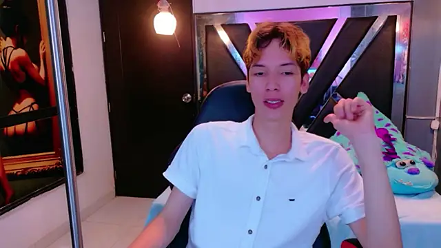 Liam Green1 online show from February 7, 3:18 pm