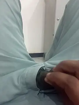 Daddyishere 19 online show from February 12, 5:35 am