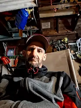 Chase3647 online show from April 18, 3:19 am