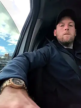 dave32000 online show from February 16, 2:37 pm