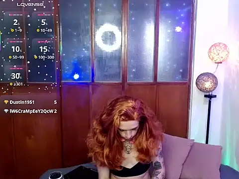 DanniHotBoy02 online show from March 26, 10:03 pm