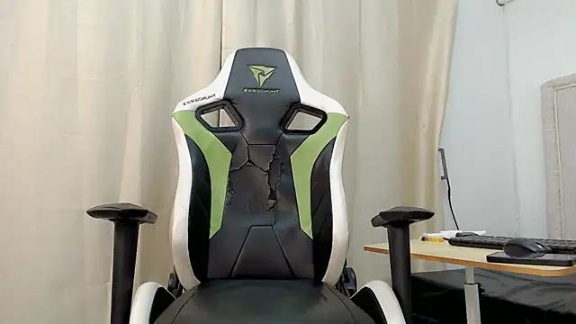 Dylan awa online show from February 18, 4:21 am