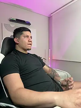  robertobaggioo online show from March 22, 12:21 pm