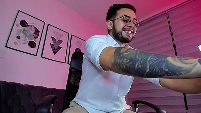 ethan grace online show from February 19, 12:56 pm