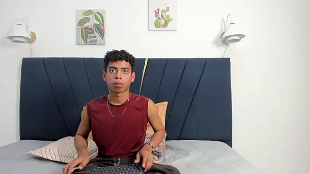 alexx cum18 online show from June 12, 5:55 pm