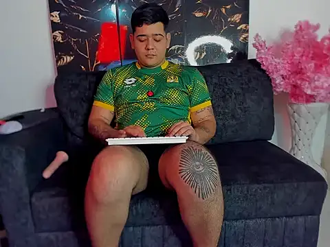 winy hot online show from February 23, 11:50 pm