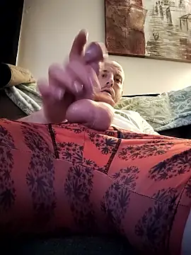 RazedbyVillans online show from March 8, 1:15 pm