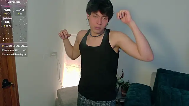 Snapshot of _-Lucky-_ chatting on February 20, 1:46 pm -Lucky- online show from February 20, 1:46 pm