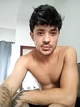 machodotado97 online show from February 18, 7:22 pm