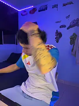 TOMAS CONOR online show from March 12, 12:40 am