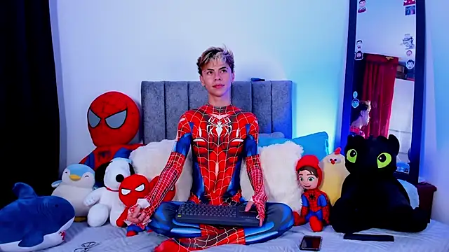 Callum 777 online show from April 15, 5:40 am