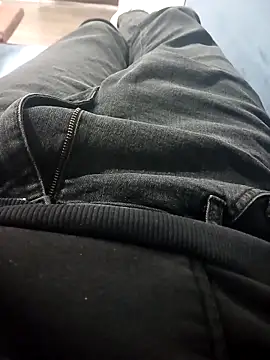 machine2880 online show from March 14, 5:20 pm