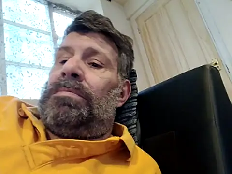 stud2512 online show from April 14, 4:17 pm