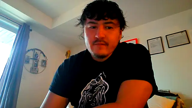 Snapshot of Bouncywarrior chatting on February 28, 10:20 pm Bouncywarrior online show from February 28, 10:20 pm