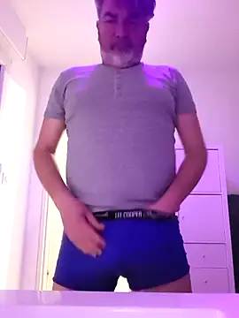 eruzam59000 online show from March 13, 8:26 pm