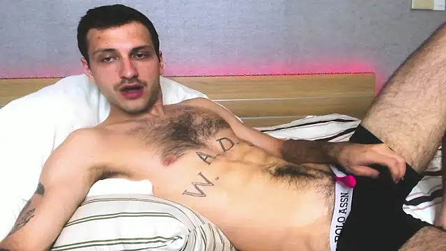 DarkRogue19 online show from March 21, 3:49 pm