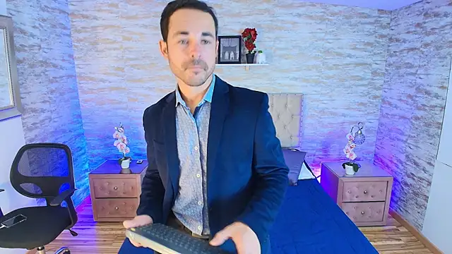 Adams Sanz online show from May 21, 8:46 pm