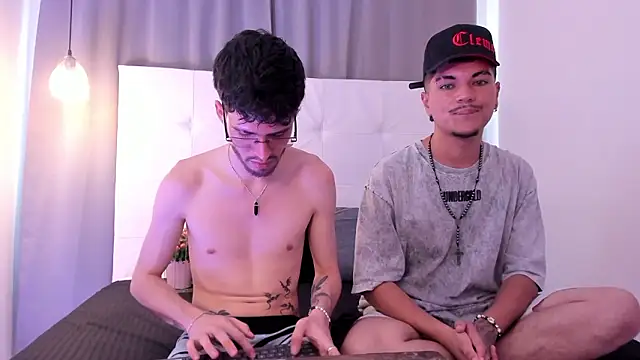 Jason 23   online show from April 1, 8:06 pm