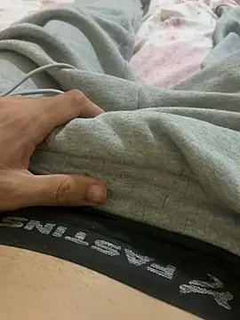 xrepnap013 online show from February 24, 11:49 pm