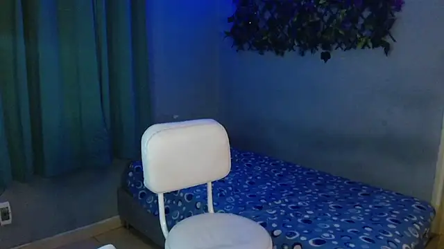 noah millerx online show from April 11, 7:45 am