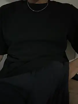 DuckDuyy online show from March 29, 3:34 pm