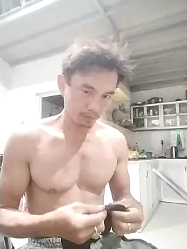 traiwe06 online show from March 7, 8:39 pm