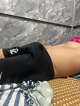 hoang15075 online show from April 19, 2:55 am