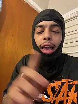 bkigdick225 online show from March 1, 7:02 pm