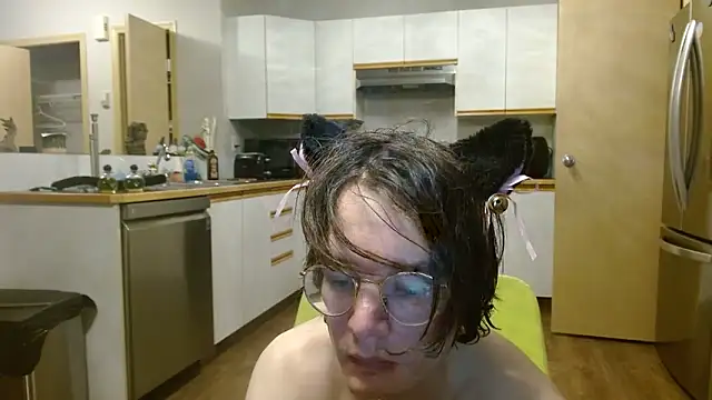 KinkyKittyBoy online show from March 2, 9:38 am