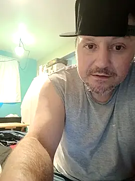 yoursextoy83 online show from March 19, 3:04 pm