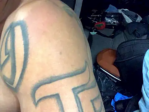 Donkie909 online show from April 10, 8:54 am