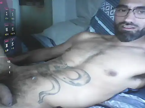 RobbL339 online show from March 21, 3:10 am