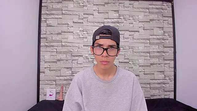 dave 925  online show from April 2, 6:16 pm