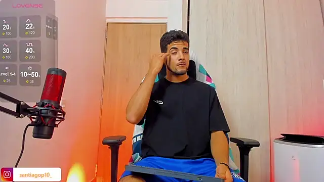 Alexx Lord online show from April 14, 1:06 am