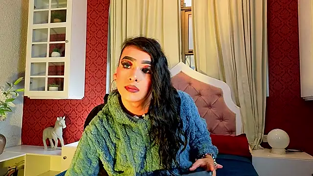 Sienna Dark online show from April 11, 11:25 am