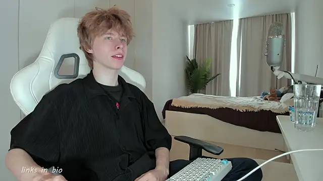 Wawesuc online show from April 17, 8:28 am