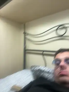 tonyboys19418 online show from April 21, 12:13 am