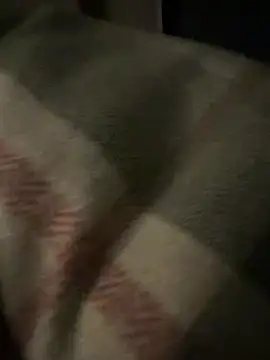 James410062 online show from March 7, 10:18 pm