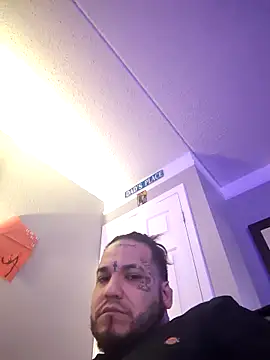 SiXNiNeRicK online show from March 9, 12:32 pm