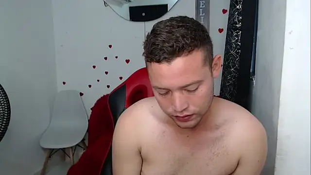 sven fox723 online show from April 7, 1:00 pm