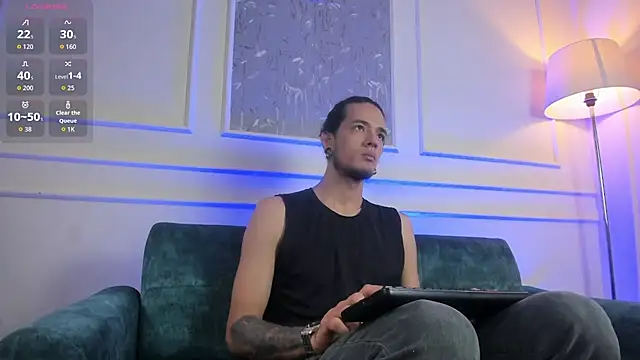 Skinny Mac online show from June 9, 1:46 pm