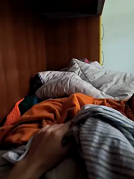 Sha-03 online show from March 10, 3:40 pm