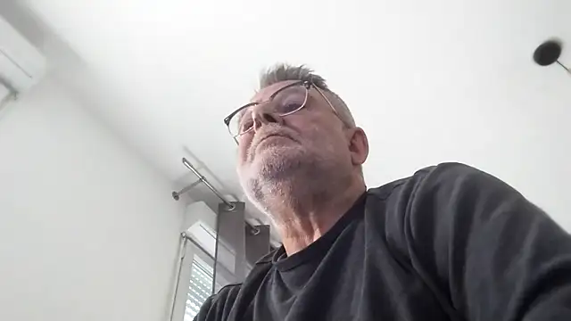 oura online show from March 18, 7:44 am