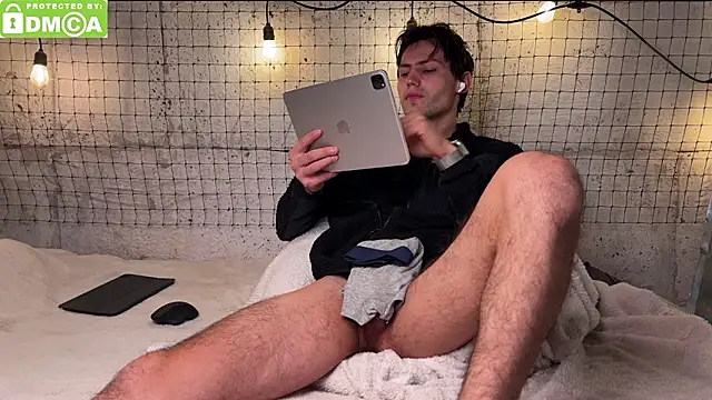 Daniel Vibe online show from March 21, 2:26 am