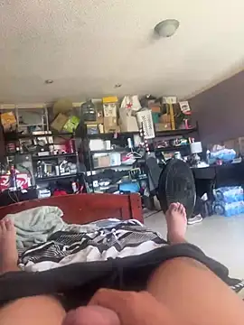 LionInLosAngeles online show from March 17, 9:06 pm