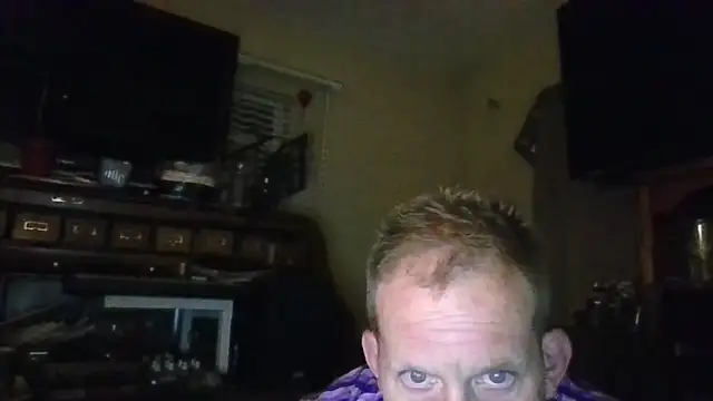 strokingjoe14585 online show from April 17, 7:55 am